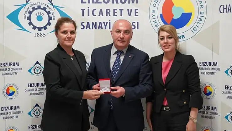 Kuşadası Kadın Girişimciler Kurulu Başkanı'ndan ETSO'ya Ziyaret