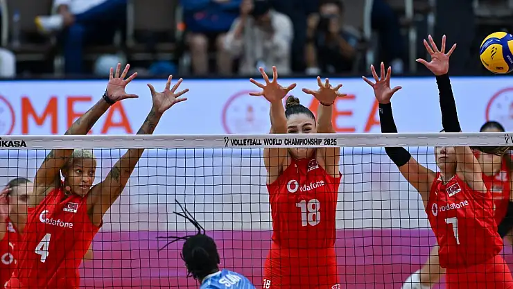 Maç tarihi ve yayın bilgileri netleşti! Filenin Sultanları çeyrek final rakibi kim oldu?