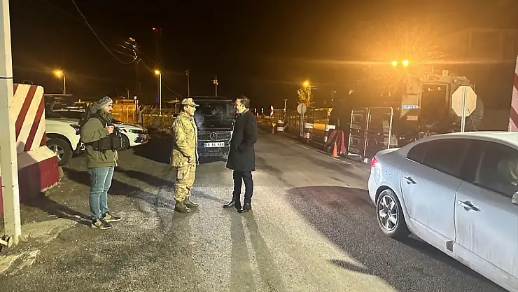 Malazgirt Kaymakamı Göksu, görev başındaki personellerin yeni yılını kutladı