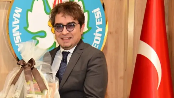 Manisa'da Başkan Zeyrek'in vefatı sonrası koltuğa en yakın isim Ahmet Anıl Ceylan!