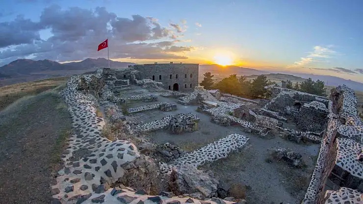 Mehmet Sekmen Erzurum'da Doğu Cephesi Tarihi Alan Başkanlığı Kurulacak