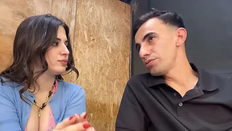 Merak Ediliyor: Derin Talu İle Ebo Sevgili mi?