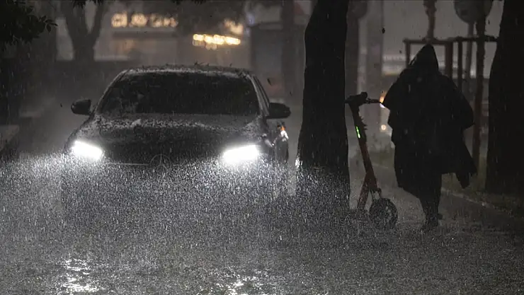 Meteoroloji'den 19 ile kritik sağanak uyarısı