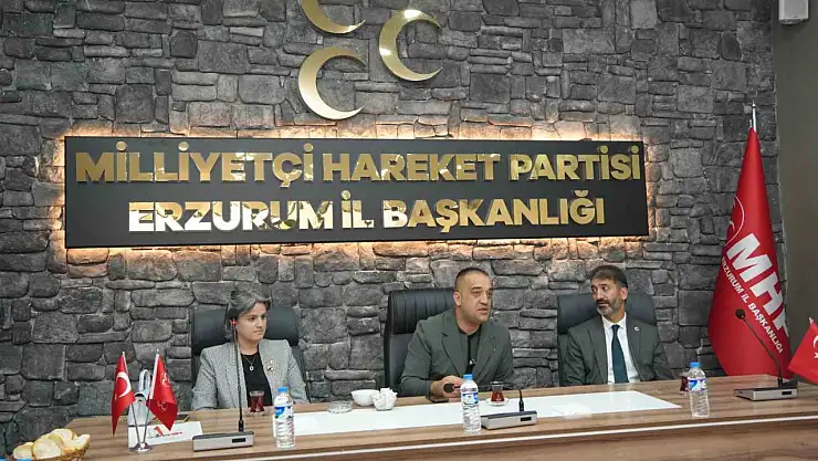 MHP Erzurum, Muhtarlar Günü'nde yerel yönetimlerin önemini vurguladı