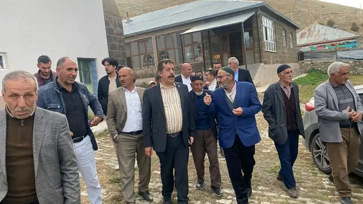 Milletvekili Fırat ve İlçe Yönetimi, Karayazı Mahallelerini Sahada Dinledi