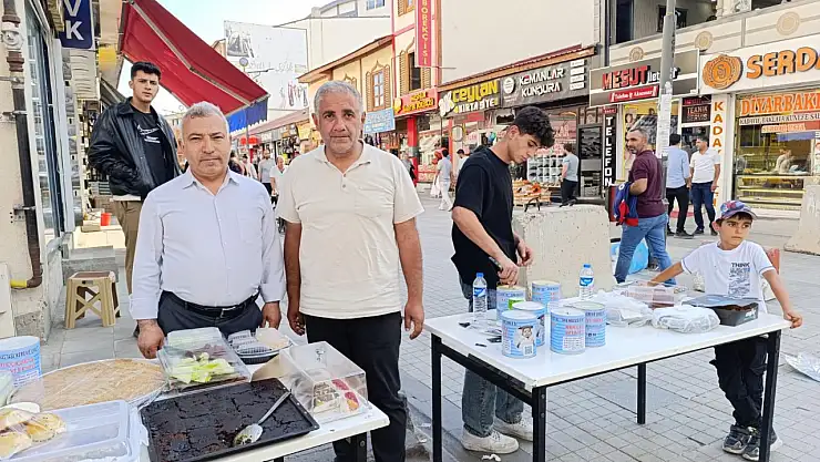 Minik Kerem için Cumhuriyet Caddesi'nde umut kermesi düzenlendi