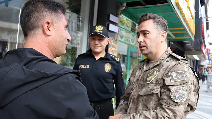 Müdür Önder, Doğubayazıt'ta esnafla samimi sohbetler gerçekleştirdi