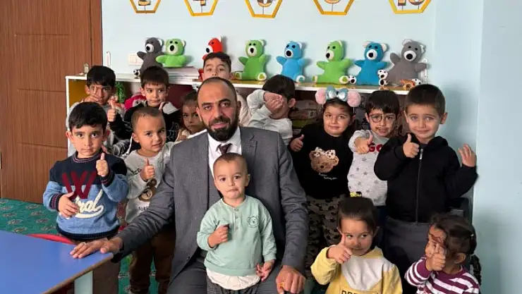 Müftü Durmuş, Minik Öğrencilerle Kur'an Kursunu Ziyaret Etti