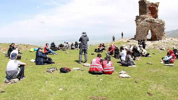 Muş Alparslan Üniversitesi'nde İktisat Bağlamında Doğa ve İnsan İletişimi Temalı Bilim Kafe Etkinliği