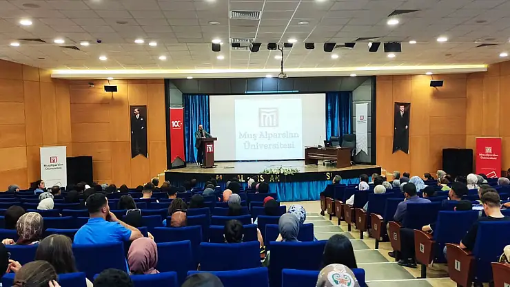 Muş Alparslan Üniversitesi'nde Gençlerde Kanser Semineri Düzenlendi