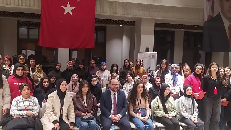 Muş Alparslan Üniversitesi Rektörü Alican'dan Fetih Ruhu Üzerine Anlamlı Konuşma