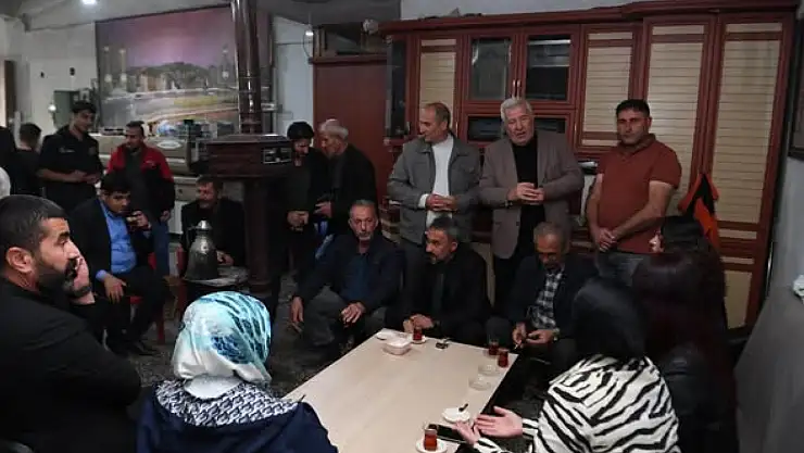 Muş Belediye Eşbaşkanı Sayılğan ve Milletvekili Boz Sanayi Sitesi'nde İncelemelerde Bulundu