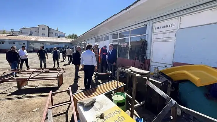 Muş Belediyesi Eşbaşkanı Sırrı Söylemez, Oto Amirliği ve Atölyelerde İncelemelerde Bulundu