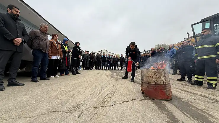 Muş Belediyesi Personeline Yangın Güvenliği Eğitimi Düzenledi