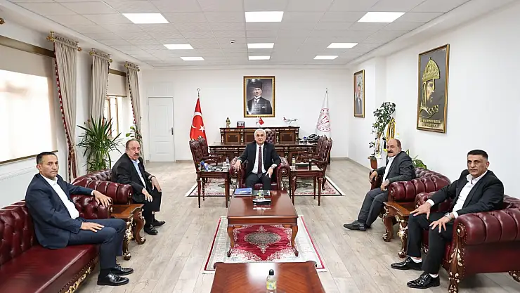 Muş Eski Milletvekili Zeki Eker'den Valilik Ziyareti