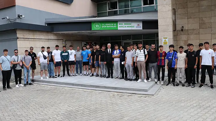 Muş Gençlik ve Spor İl Müdürü'nden İstanbul'a Gidecek Gençlere Hayırlı Yolculuk Dileği