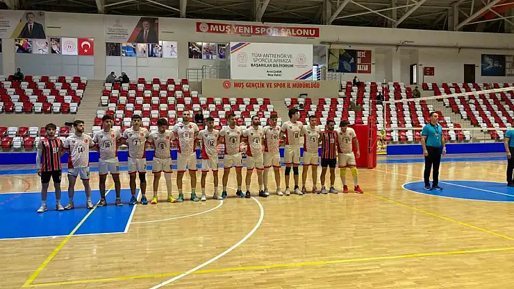 Muş Lalezar Spor, sezonun ilk iç saha maçında Midyat'ı 3-0'la geçerek galip geldi!
