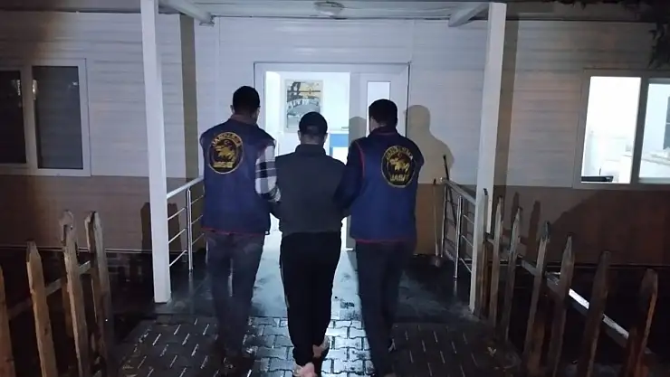 Muş'ta 17 yıl hapis cezası ile aranan M.G. metruk binada yakalandı