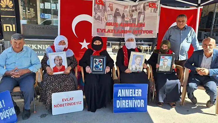 Muş'ta aileler evlat nöbetiyle PKK'ya karşı mücadeleye devam ediyor