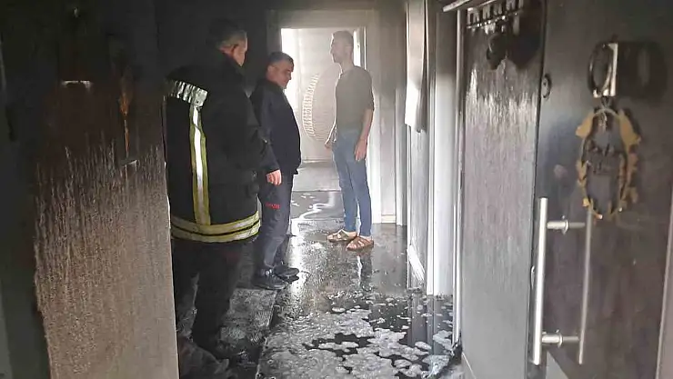 Muş'ta elektrik kaynaklı yangın korkuttu