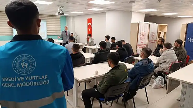 Muş'ta Gençlere Bilimin Işığında Tevhid Hakikati Söyleşisi