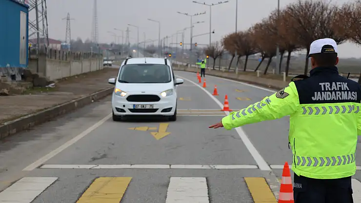 Muş'ta geniş kapsamlı asayiş uygulaması: 145 gözaltı, 1 milyon TL'den fazla ceza