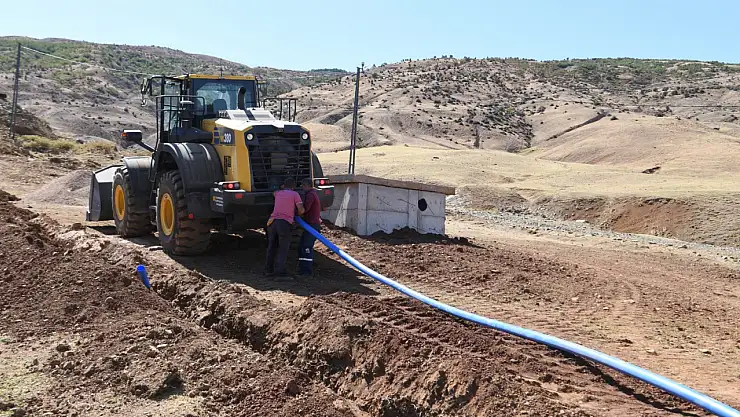 Muş'ta Güzeltepe Mahallesi'ne 2'nci Su Hattı Çalışmaları Başladı
