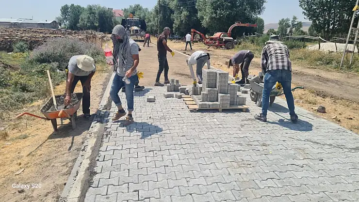 Muş'ta Köylerde Altyapı İyileştirme Çalışmaları Hızla Devam Ediyor
