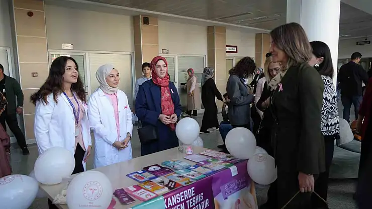Muş'ta Meme Kanseri Farkındalık Ayı Etkinlikleri Düzenlendi