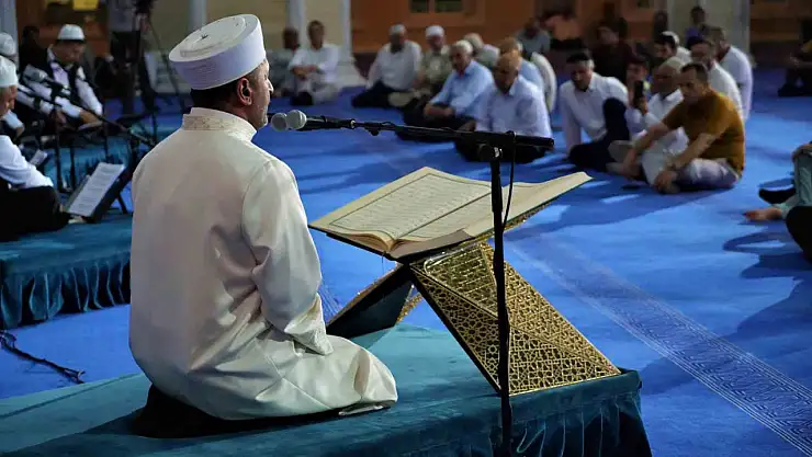 Muş'ta Mevlit Kandili coşku içinde kutlandı, birlik ve beraberlik mesajları öne çıktı