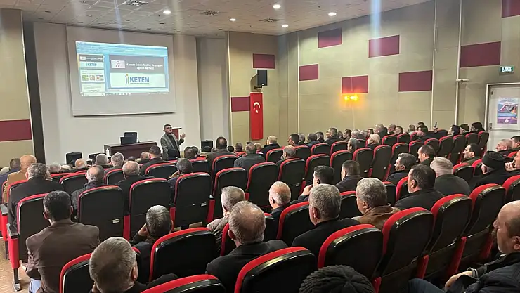 Muş'ta muhtarlara Sağlıklı Hayat Merkezi hakkında bilgilendirme toplantısı düzenlendi