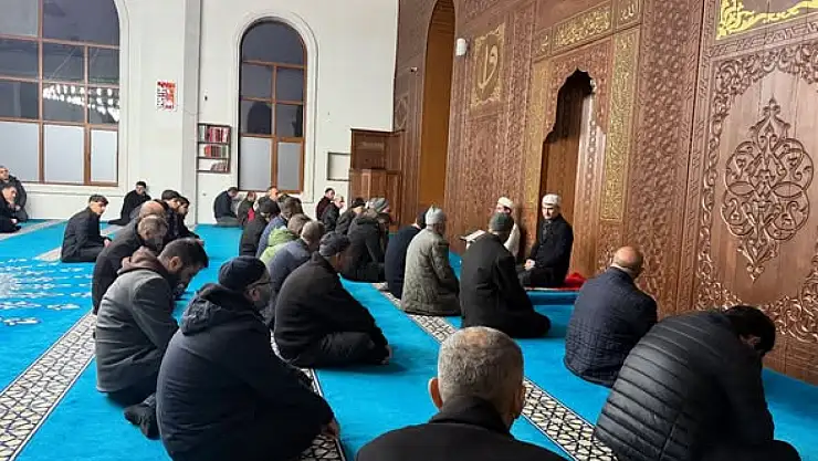 Muş'ta Sayılganlar Camii'nde Sabah Namazı Buluşması