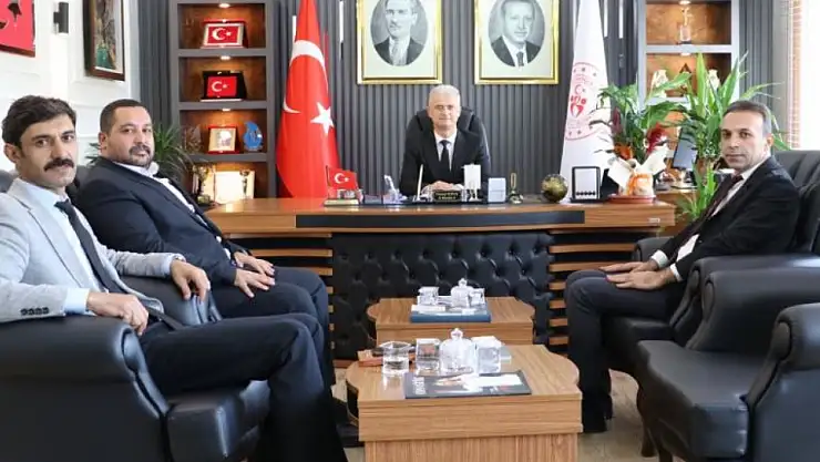 Muş'ta Teknoloji ve İnovasyon Ziyareti: T3 Vakfı Temsilcisi Deneyap Atölyesi'ni İnceledi