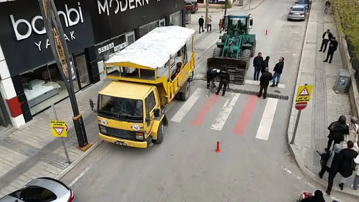 Muş'ta trafik sorununa çözüm: 6 yolda ters kapan uygulaması başladı!