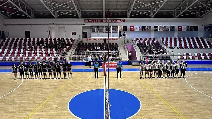 Muş'ta Voleybol Yıldızlar İl Birinciliği Müsabakaları Sona Erdi
