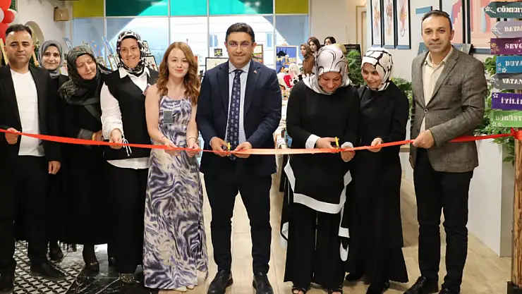 Muş'ta Yurtlarda Mezuniyet Coşkusu Yaşandı