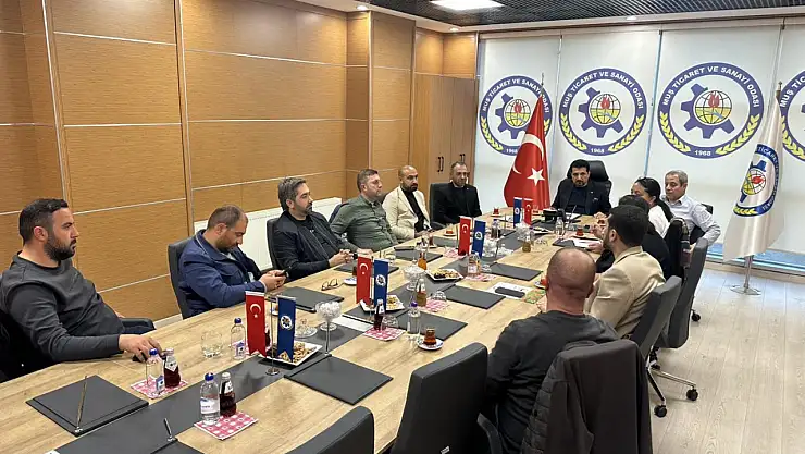 Muş TSO Başkanı Erdal Koç, Genç Girişimcilerle Toplantı Gerçekleştirdi