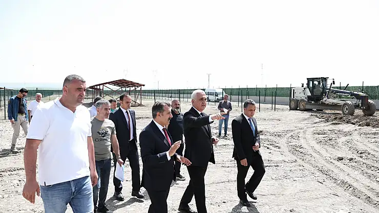 Muş Valisi Avni Çakır'dan Muş'ta Sokak Hayvanları Barınağına Ziyaret