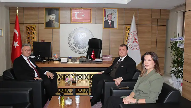 Mutki Kaymakamı Onur Yılmazer'den İl Sağlık Müdürüne Hayırlı Olsun Ziyareti
