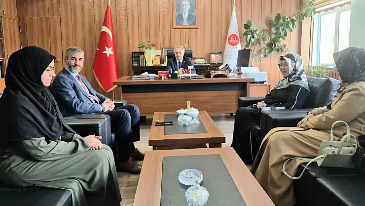 Nuru'n Nisa Eğitim ve Kültür Derneği'nden İl Müftüsü Kadir Koçak'a Hayırlı Olsun Ziyareti