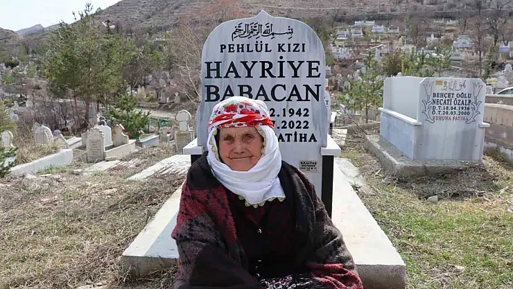 Oltu'da bayram sabahı mezarlıklara ziyaret akını