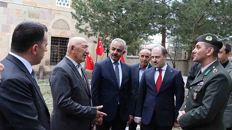 Oltu'da Çanakkale Zaferi'ne Duygusal Anma