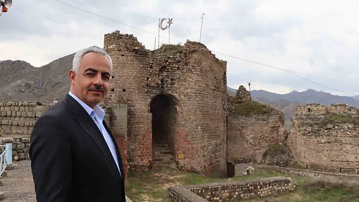 Oltu Kalesi'nde restorasyon başlıyor