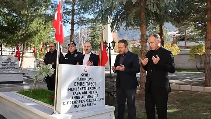 Oltu Kaymakamı Mustafa Çelik, Şehit Emre Taşçı'yı Şehadet Yıl Dönümünde Andı