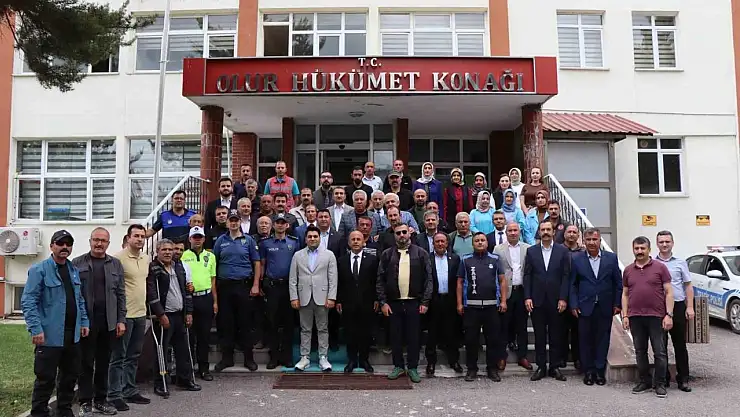 Olur Kaymakamı'nın Duygusal Görev Bitişi: Veda Töreni Duygusal Anlarla Dolu!