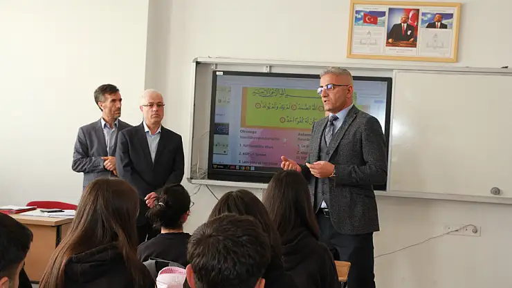 Ömer Çoktin Fen Lisesi'ne ziyaret: Öğrencilerle hayaller paylaşıldı