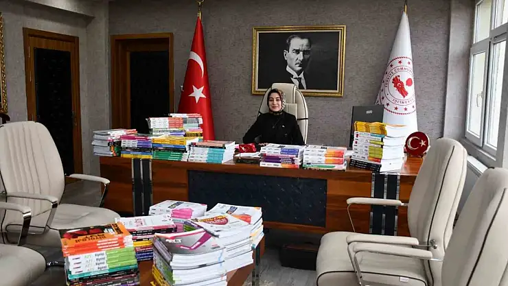 Ormanağzı Derneği'nden Olur'daki öğrencilere eğitim desteği: Yüzlerce kitap temin edildi