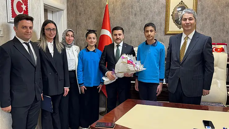 Özalp'te 2025-2026 Eğitim-Öğretim Yılı İlköğretim Haftası Etkinlikleri Başladı