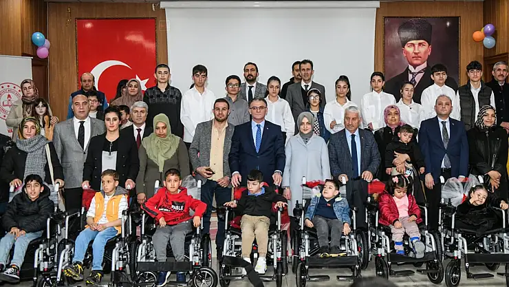 Özel Eğitim Van Projesi kapsamında 103 öğrenciye destek sağlandı