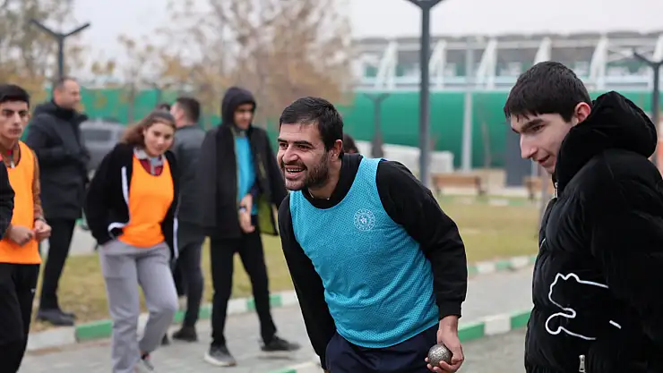Özel Sporcular Bocce Turnuvası'nda Sevgi ve Dayanışma Buluştu